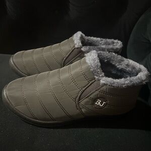 BJ Quilted Grey Ankle Boots with Faux Fur Lining